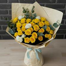 Букет цветов из:  Розы в Мари-Туреке