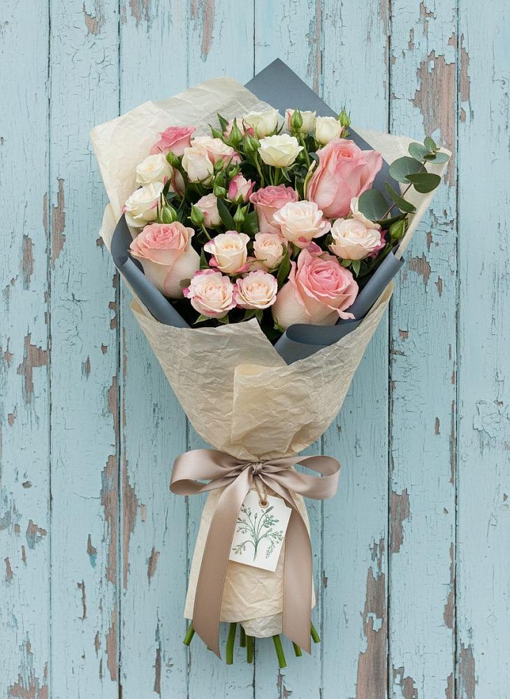 Букет нежный и розовый в Мари-Туреке Букет цветов из: Розы в Мари-Туреке