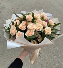 Букет Кремовые розы Латте в Мари-Туреке